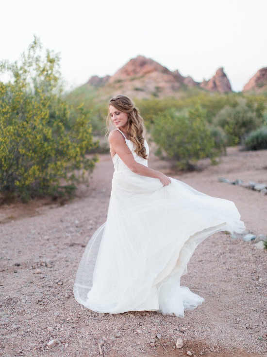 rustic-yet-elegant-desert-wedding