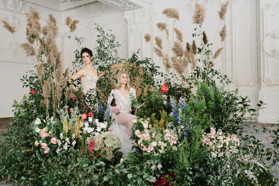 sexy-and-romantic-bridal-session