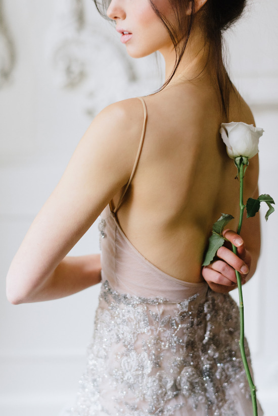 sexy-and-romantic-bridal-session