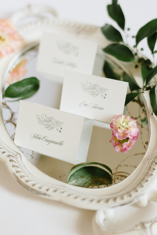 sexy-and-romantic-bridal-session
