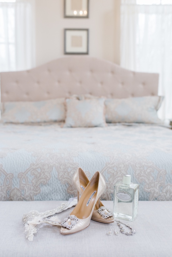 silver-pink-and-crystal-classic-wedding