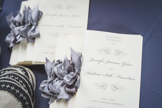 stylish-rustic-purple-and-white-wedding