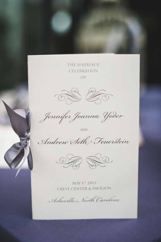 stylish-rustic-purple-and-white-wedding