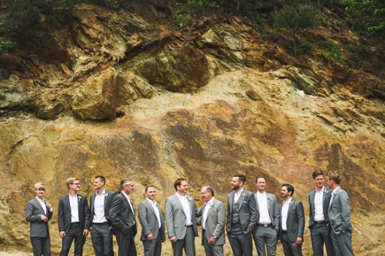 stylish-rustic-purple-and-white-wedding
