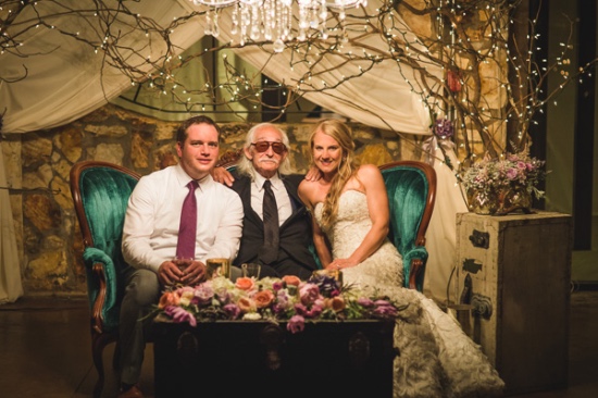 stylish-rustic-purple-and-white-wedding