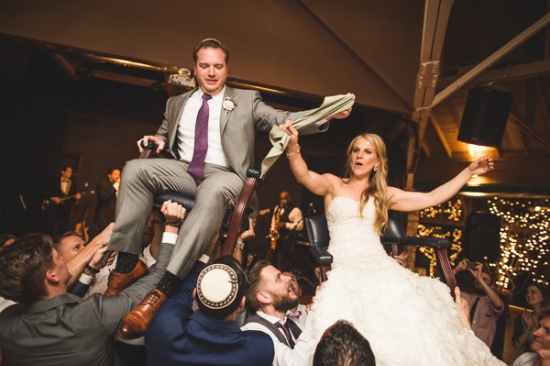 stylish-rustic-purple-and-white-wedding