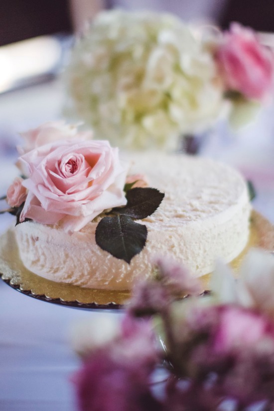 sweet-and-classic-pink-rose-wedding