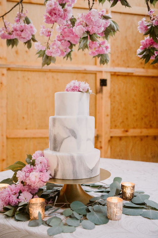 the-barn-pnw-rustic-wedding