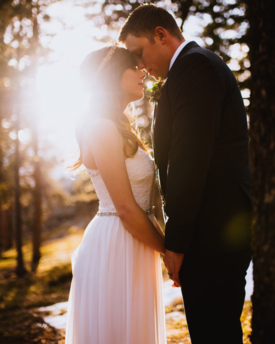sunset forest bride and groom photo idea