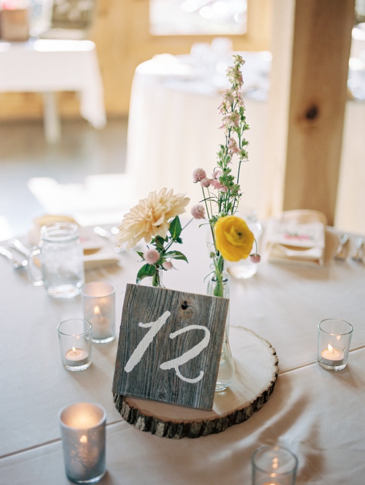 sweet simple and rustic table centerpiece