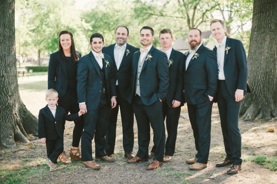 aqua-and-pink-rustic-wedding