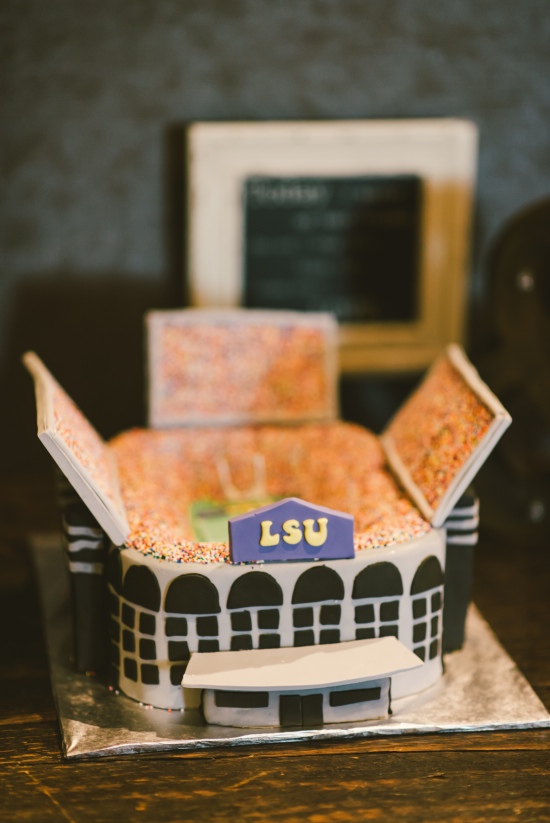 aqua-and-pink-rustic-wedding