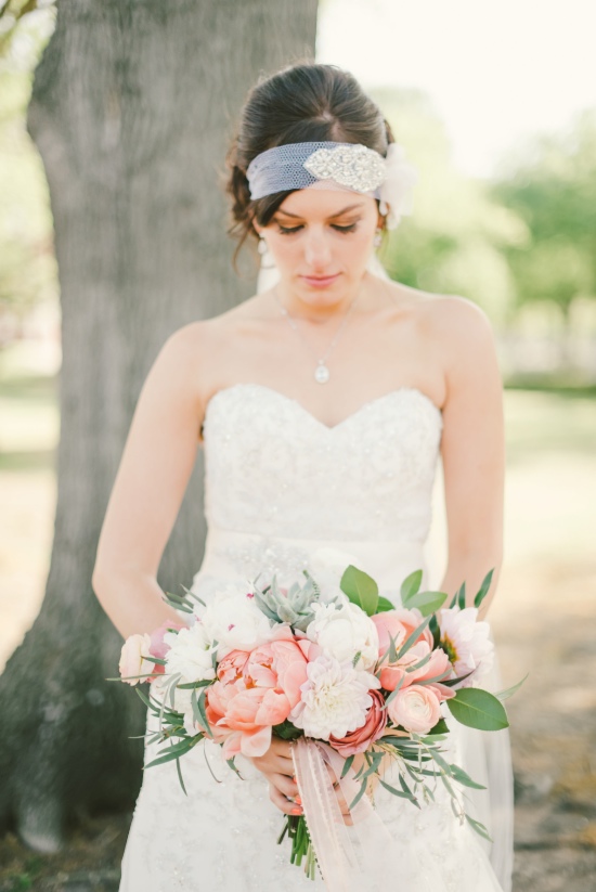 aqua-and-pink-rustic-wedding