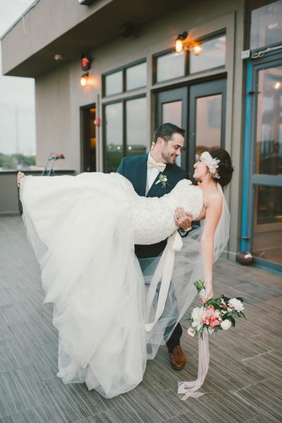 aqua-and-pink-rustic-wedding