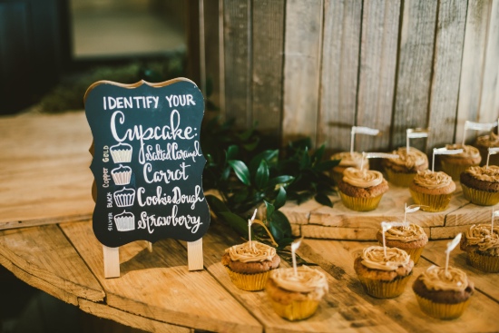 aqua-and-pink-rustic-wedding