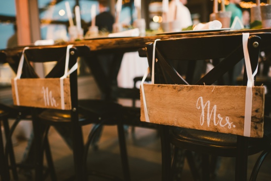 aqua-and-pink-rustic-wedding