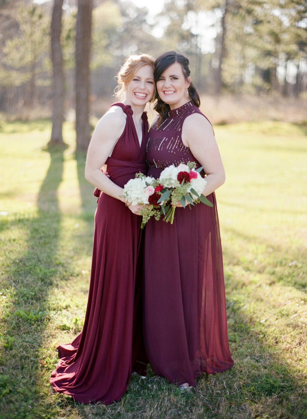 chic-maroon-and-gold-texas-wedding