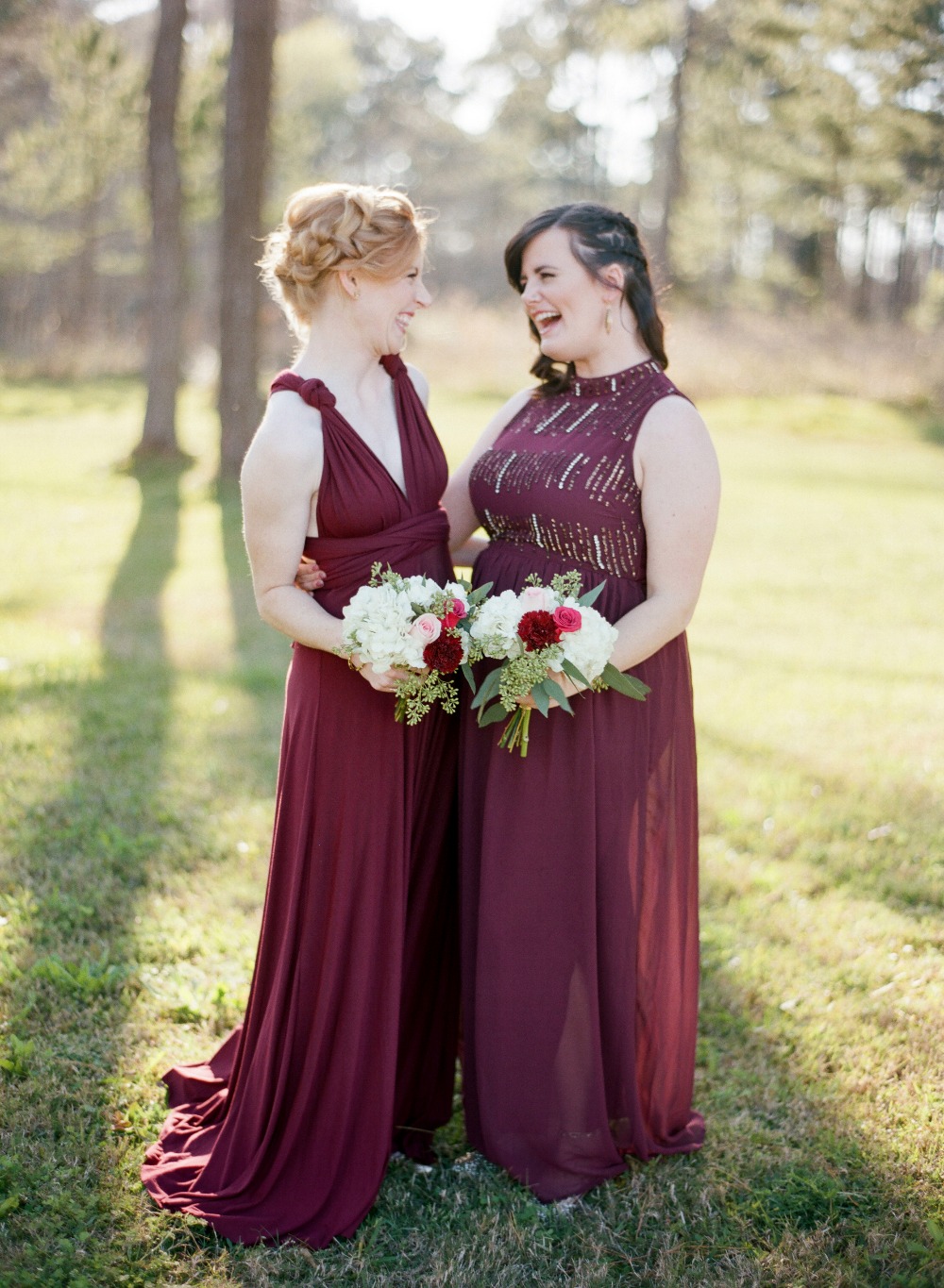 chic-maroon-and-gold-texas-wedding
