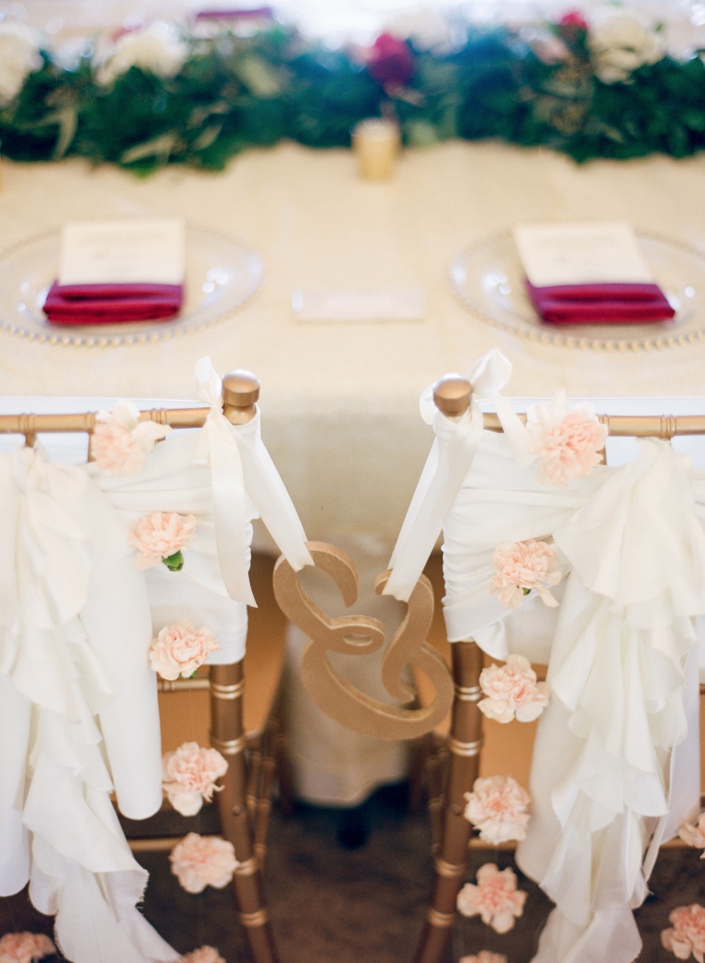 chic-maroon-and-gold-texas-wedding