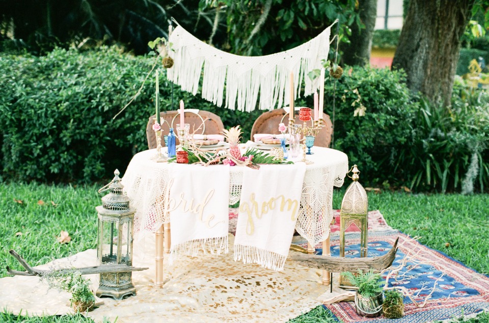 indie style sweetheart table with eclectic details