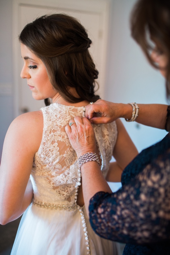 simple-and-elegant-rustic-purple-wedding