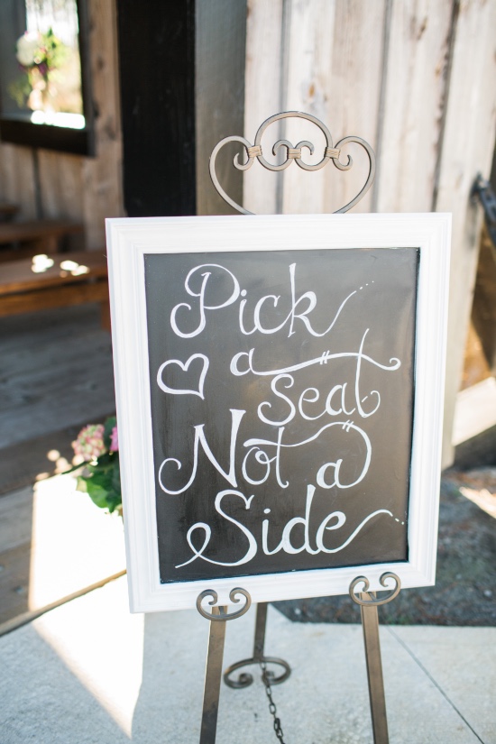 simple-and-elegant-rustic-purple-wedding