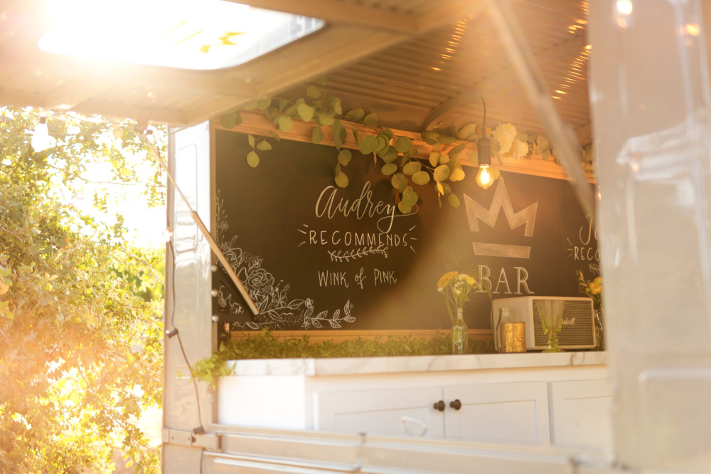 stylish-white-and-green-wedding-ideas