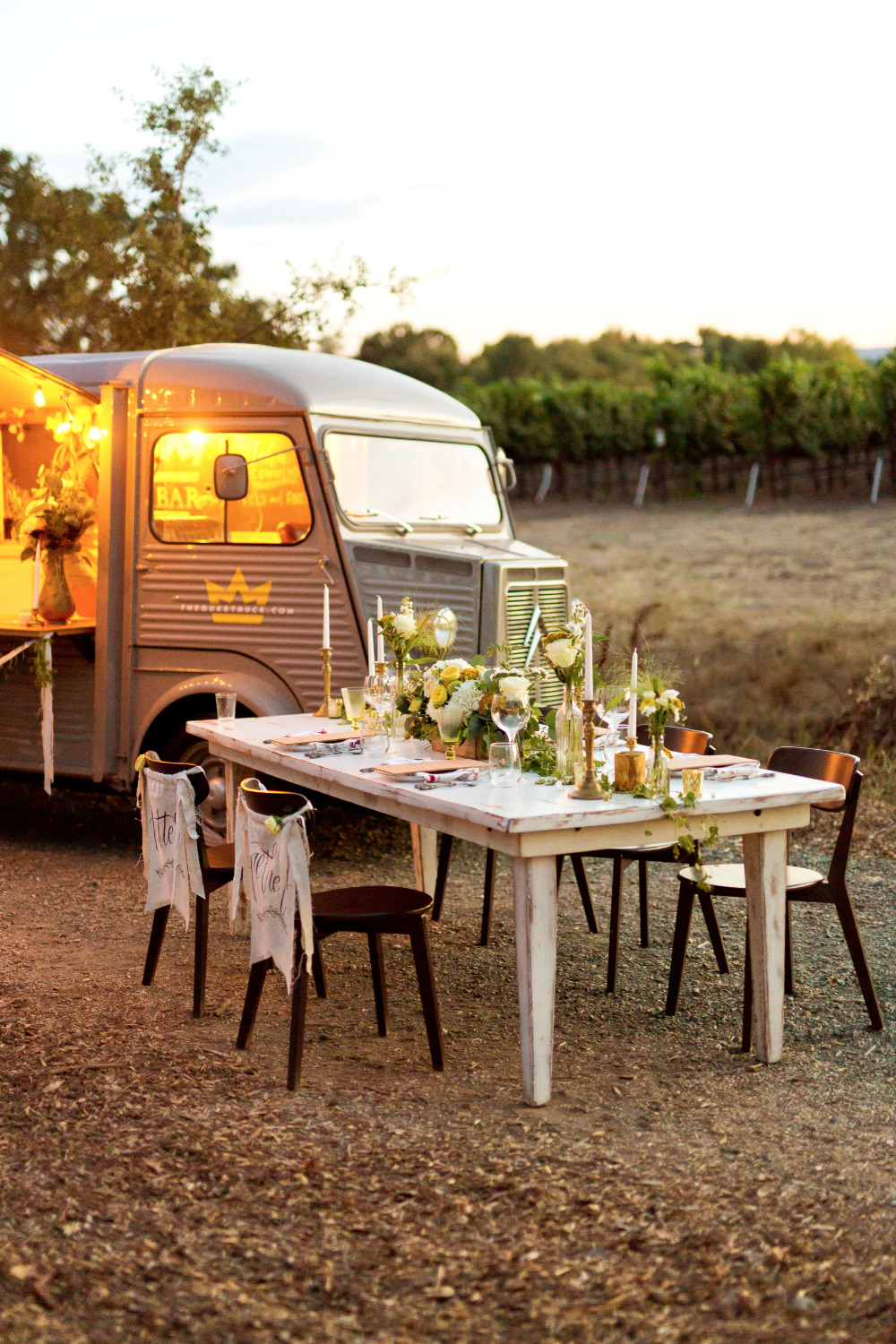 stylish-white-and-green-wedding-ideas