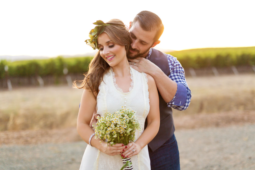 stylish-white-and-green-wedding-ideas
