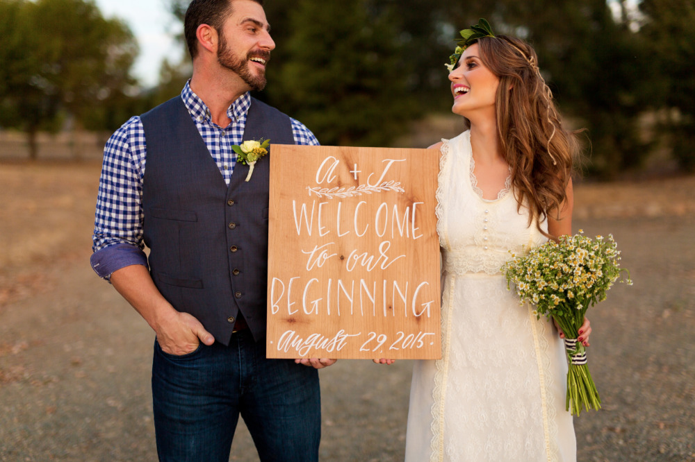 stylish-white-and-green-wedding-ideas