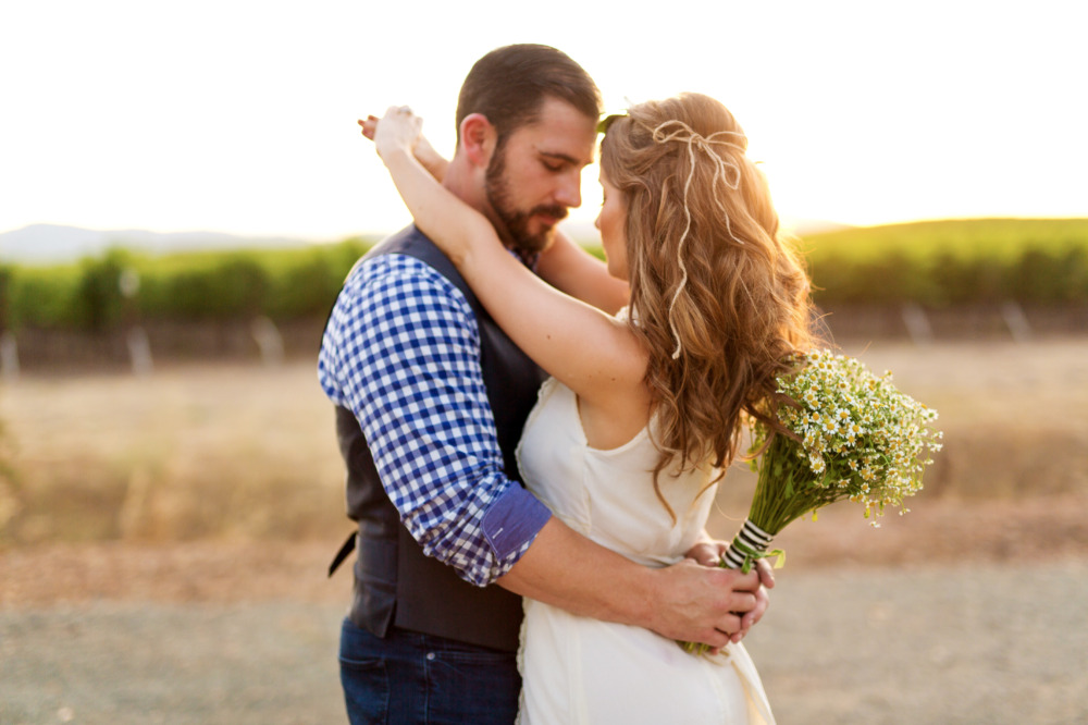 stylish-white-and-green-wedding-ideas