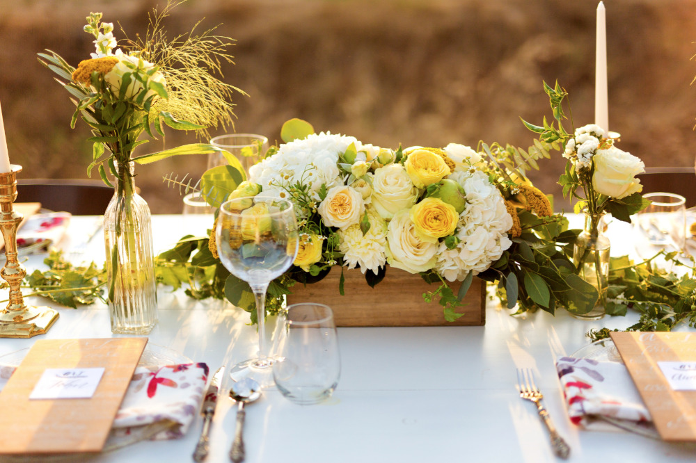 stylish-white-and-green-wedding-ideas