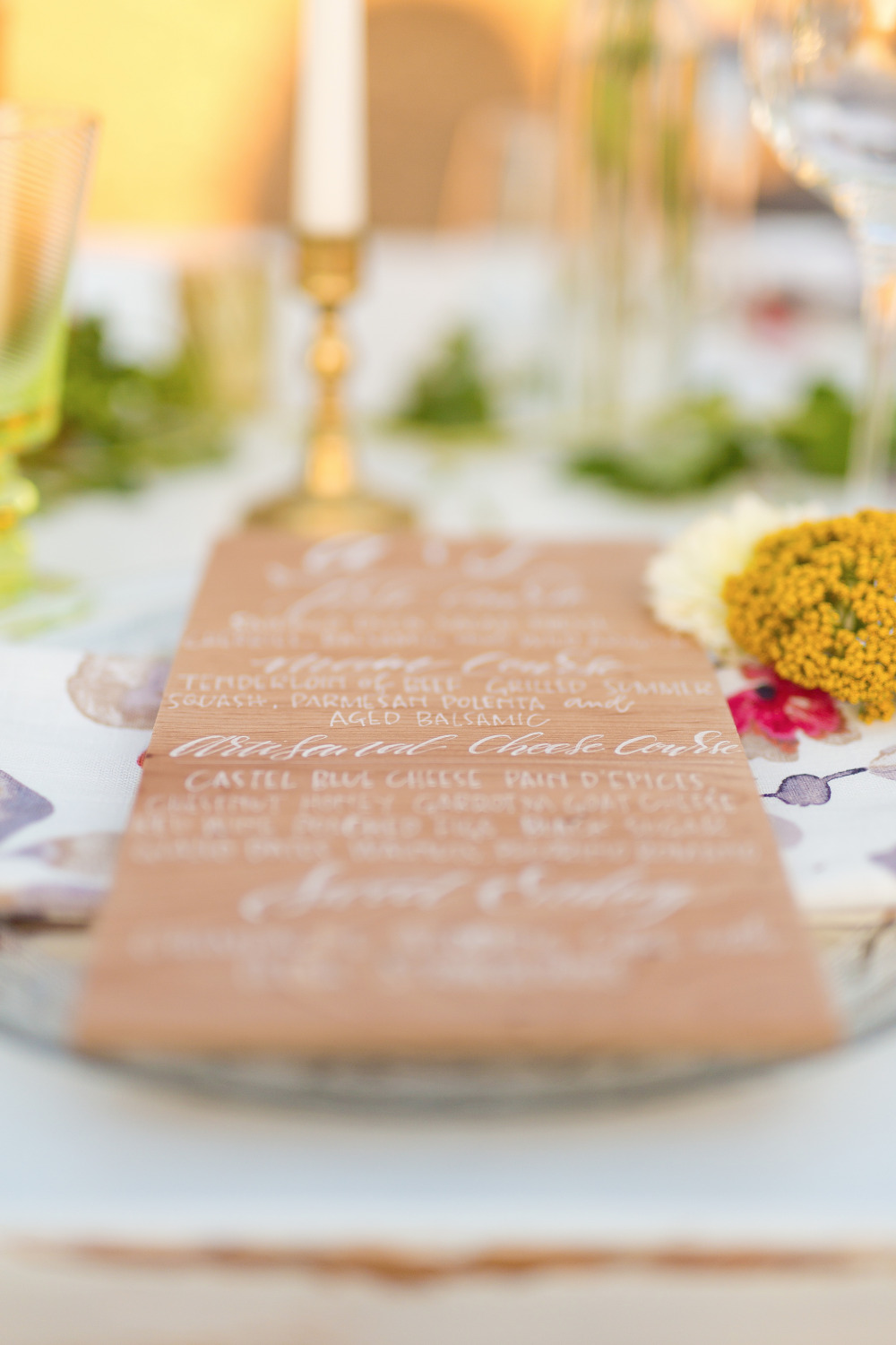stylish-white-and-green-wedding-ideas