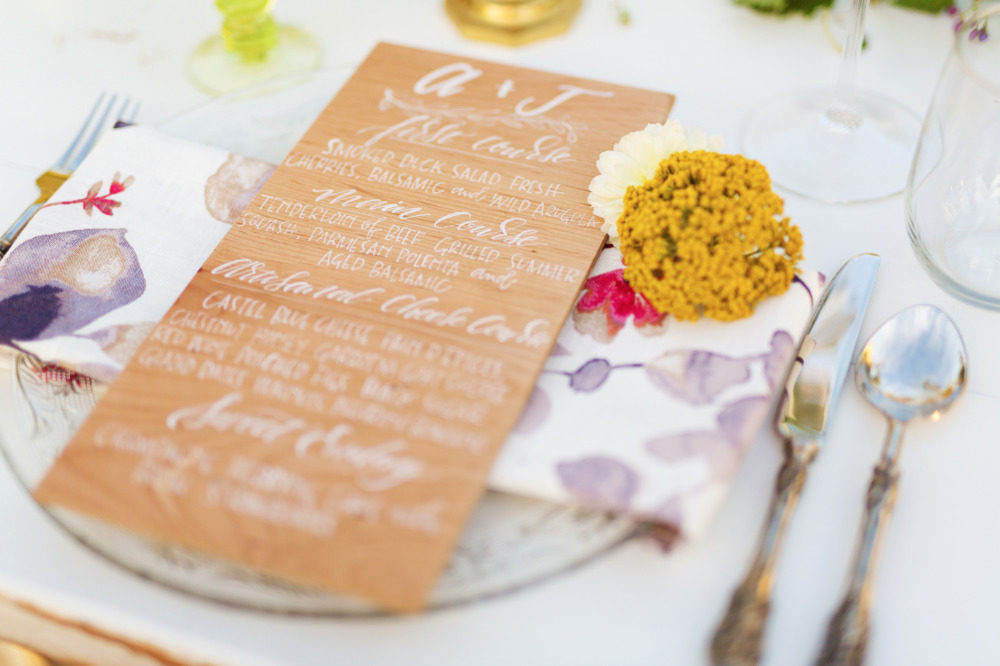 stylish-white-and-green-wedding-ideas