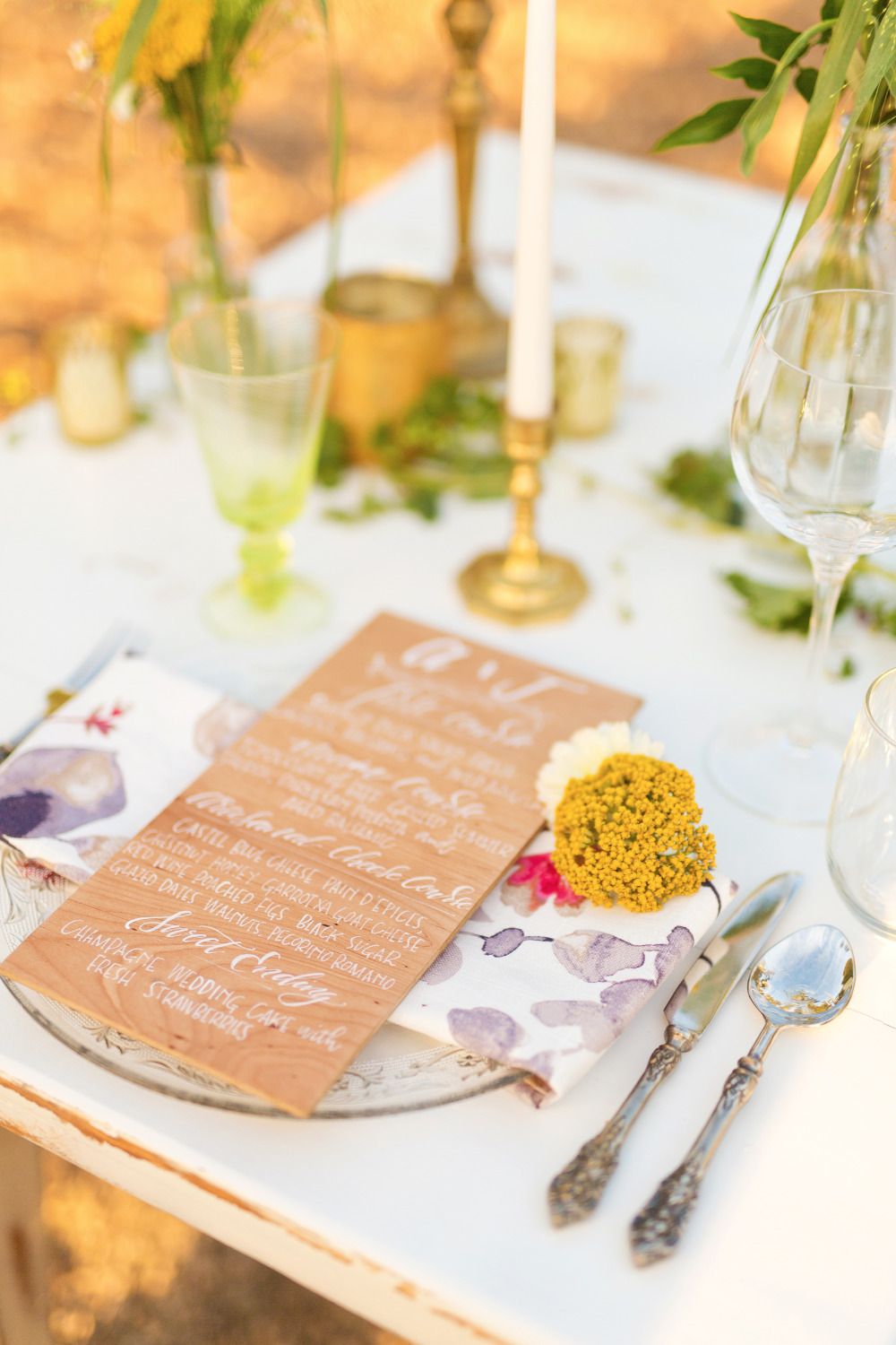 stylish-white-and-green-wedding-ideas