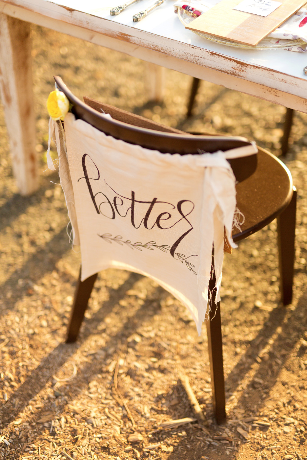 stylish-white-and-green-wedding-ideas