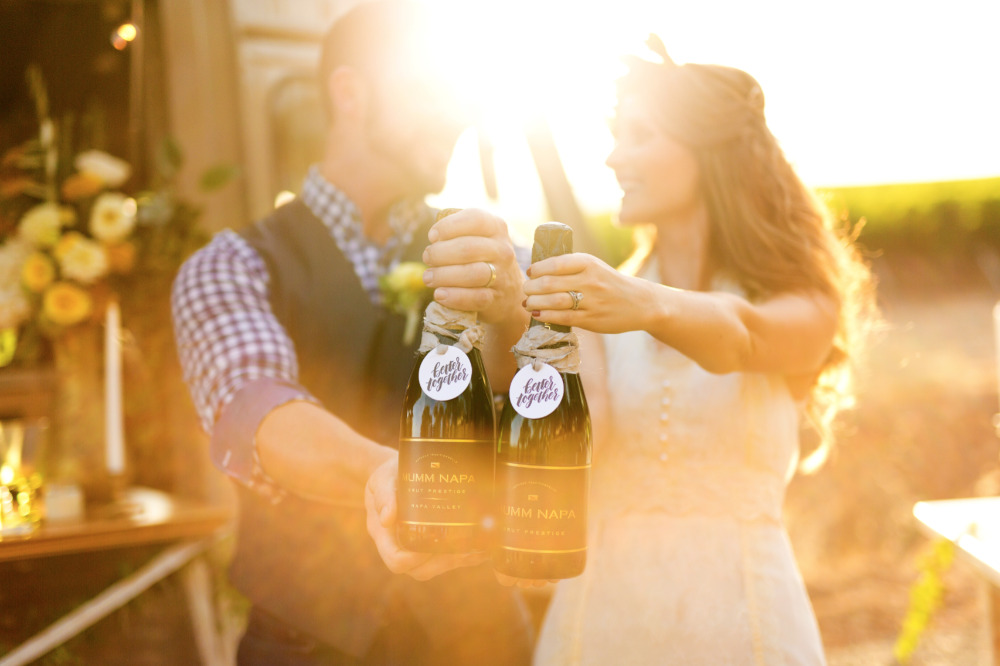 stylish-white-and-green-wedding-ideas