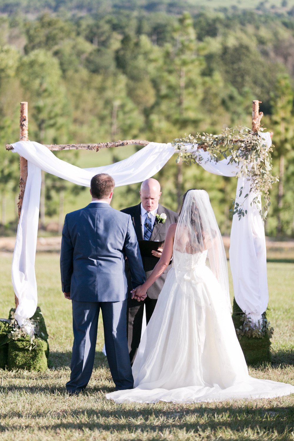 outdoor southern wedding ceremony