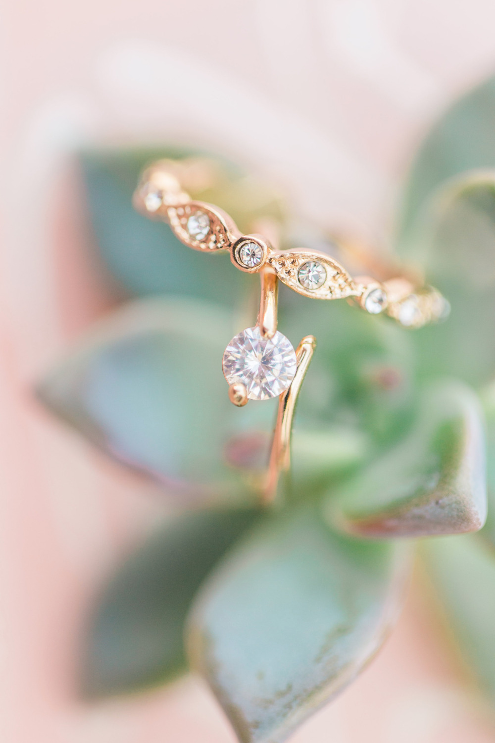 gold and diamond engagement rings