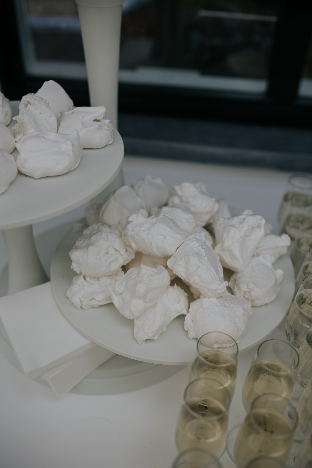 Wedding merengues