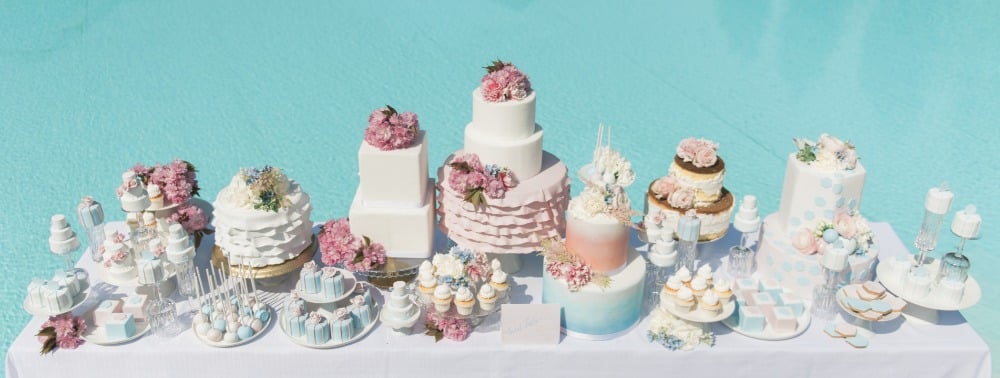 so many wedding cakes to choose from