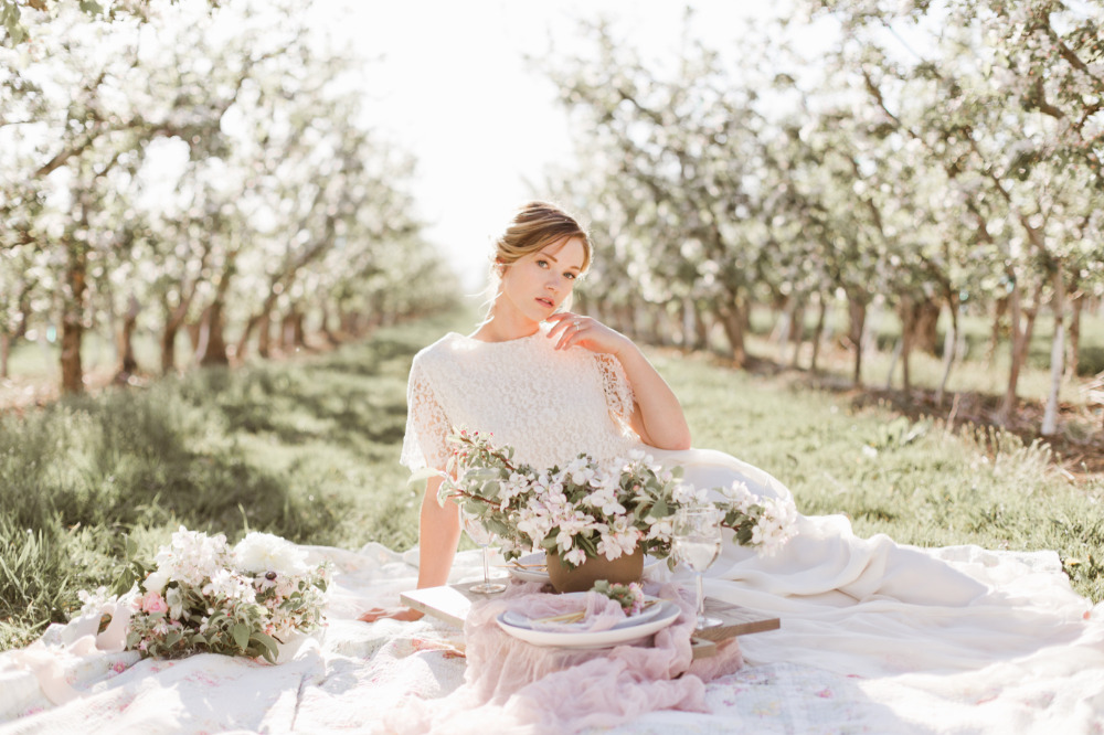 how to have a wedding in an orchard
