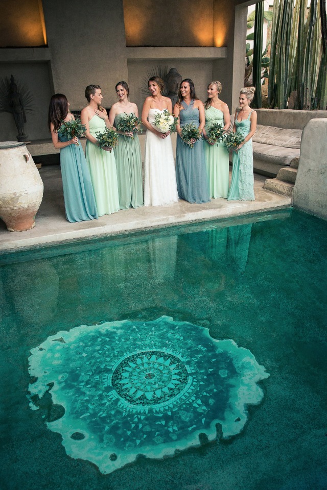 Bridesmaids in shades of blue