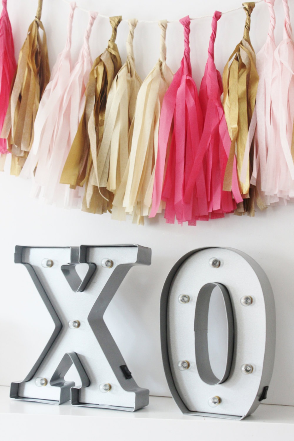 xo light up marquee sign