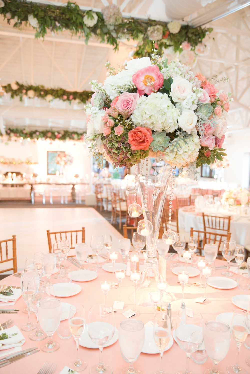 Tall centerpiece with blush details