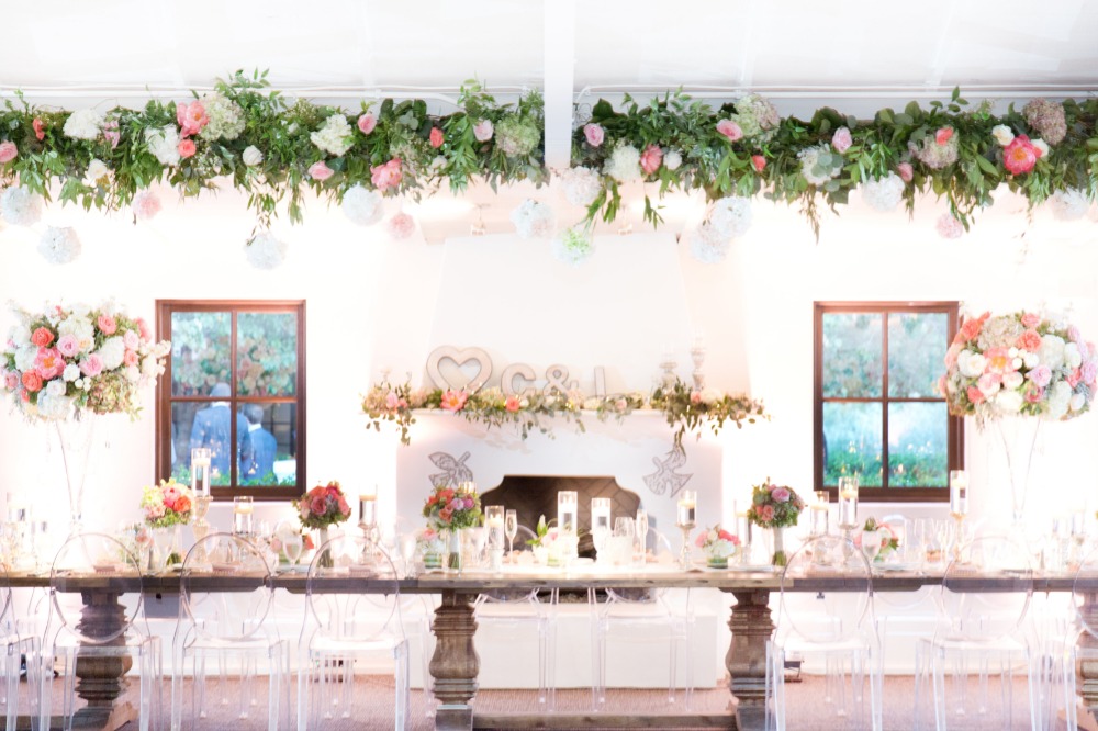 Romantic bridal party table