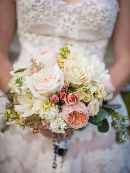 Natural Preppy Cottage Wedding