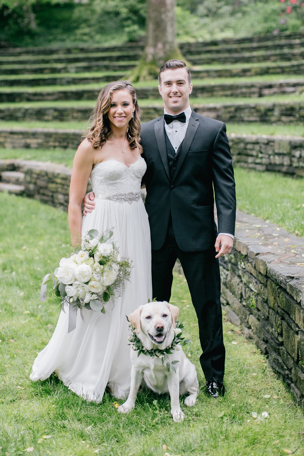 Wedding pup photo idea