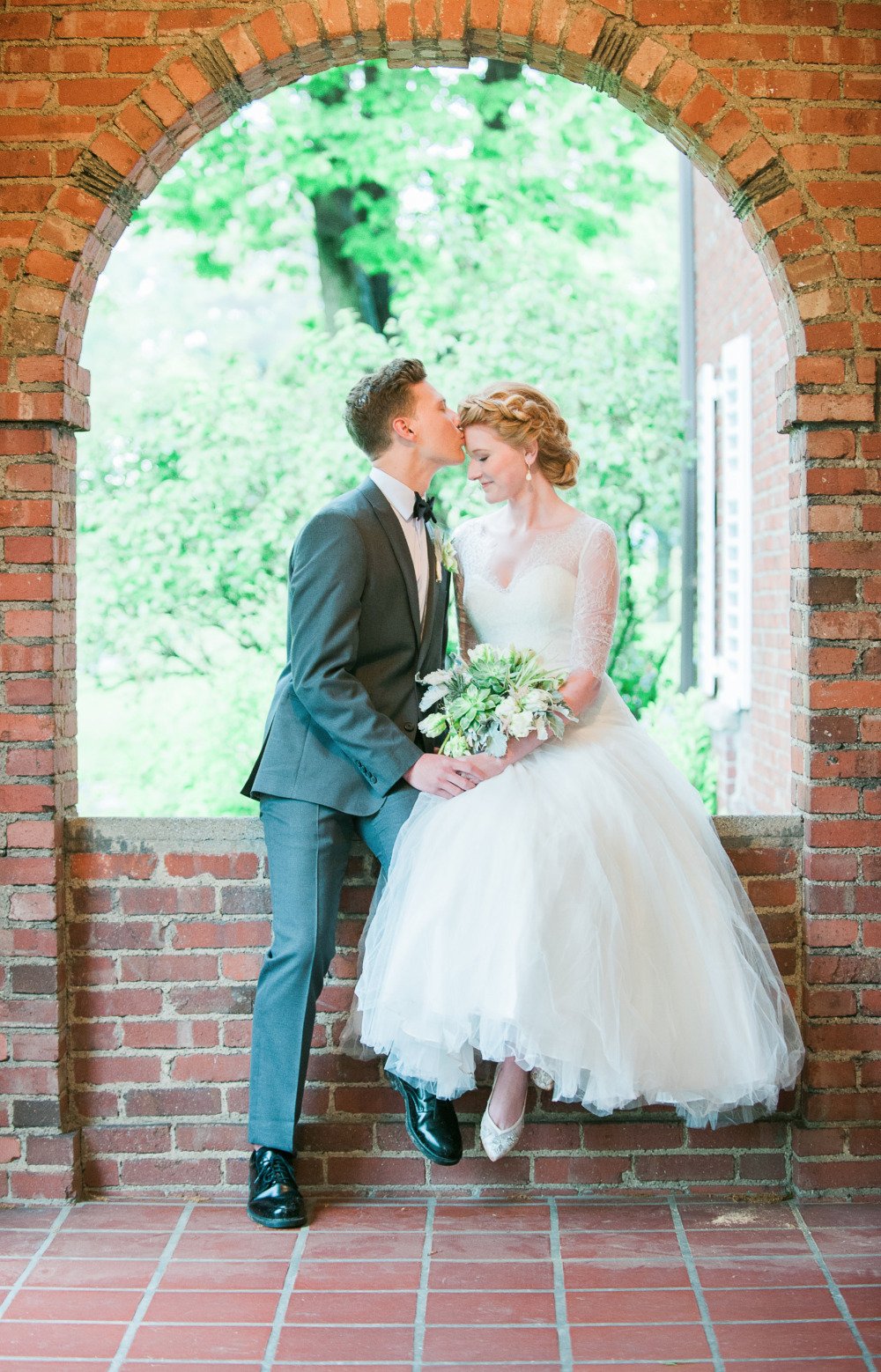 beautiful brick wedding venue photography backdrop
