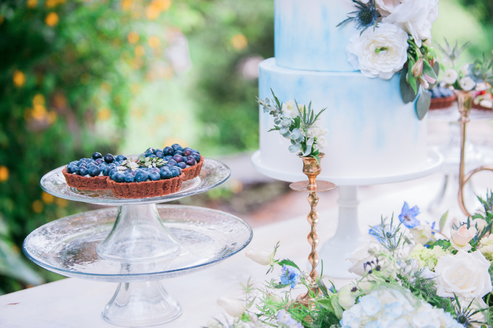 blueberry wedding desserts